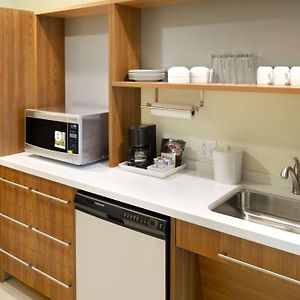 Queen Suite Mobility Access or Non-Smoking